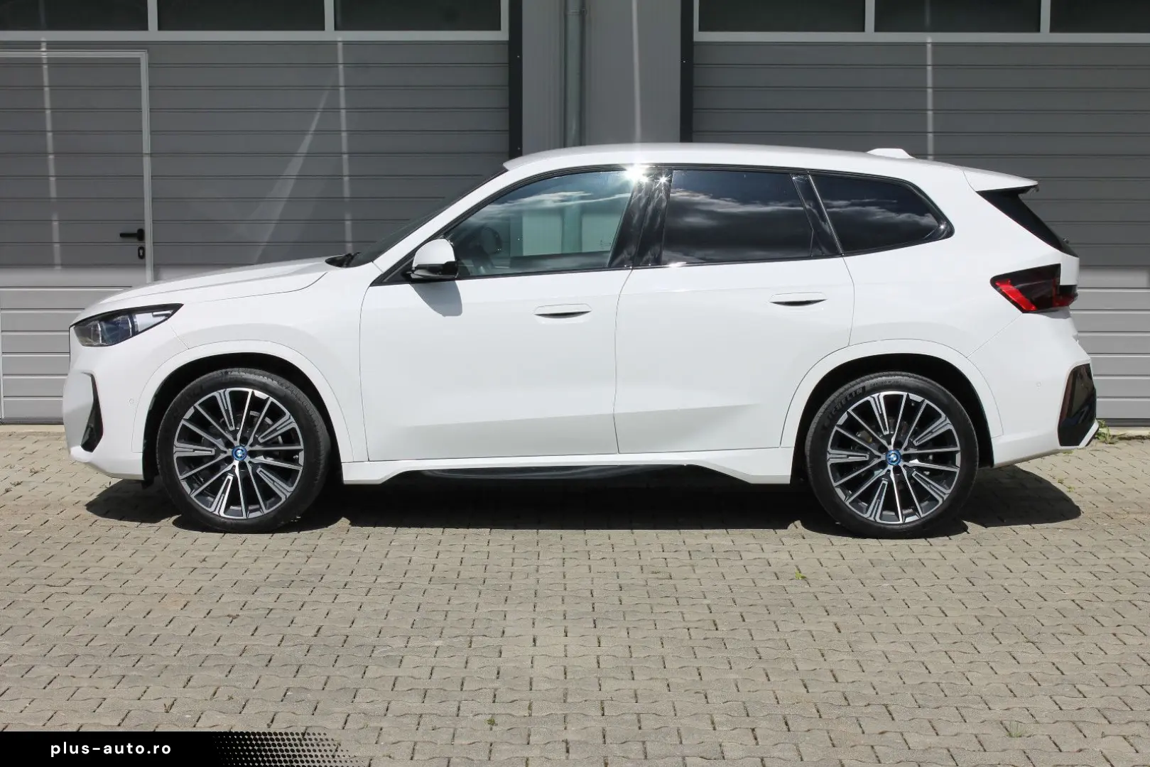 BMW iX1 eDrive20 M Sport SOH 99%