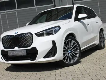 BMW iX1 eDrive20 M Sport SOH 99%