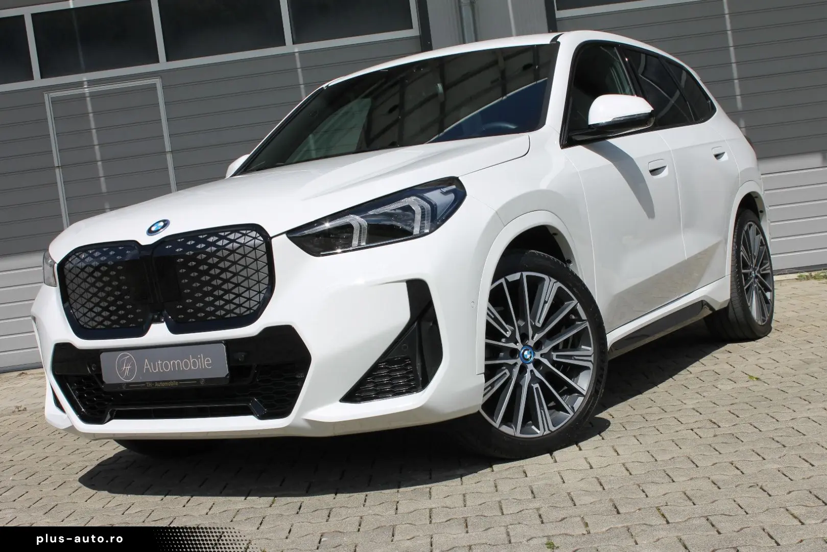 BMW iX1 eDrive20 M Sport SOH 99%