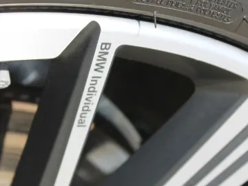 BMW iX1 eDrive20 M Sport SOH 99%