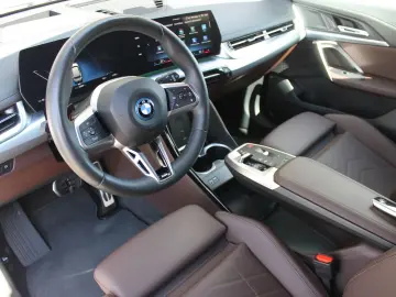 BMW iX1 eDrive20 M Sport SOH 99%