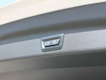 BMW iX1 eDrive20 M Sport SOH 99%