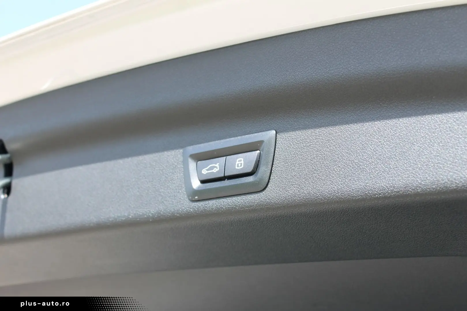 BMW iX1 eDrive20 M Sport SOH 99%