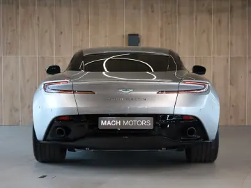 ASTON MARTIN DB12 4.0 V8