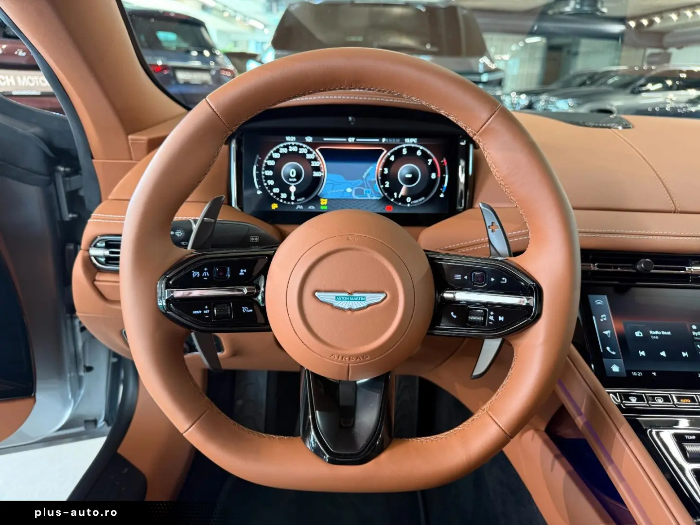 ASTON MARTIN DB12 4.0 V8
