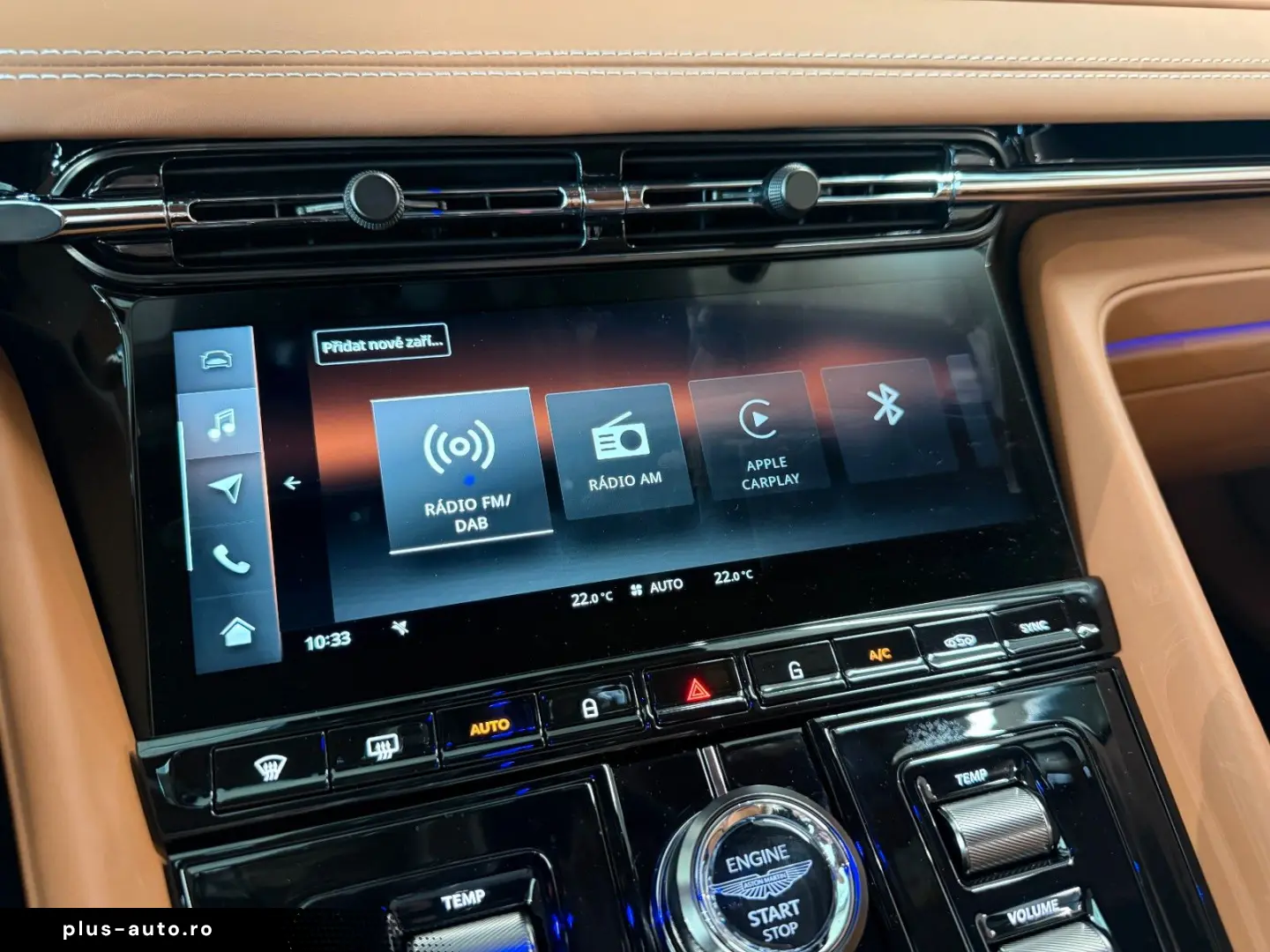 ASTON MARTIN DB12 4.0 V8
