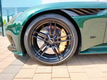 ASTON MARTIN DBS 5.2 V12 Volante