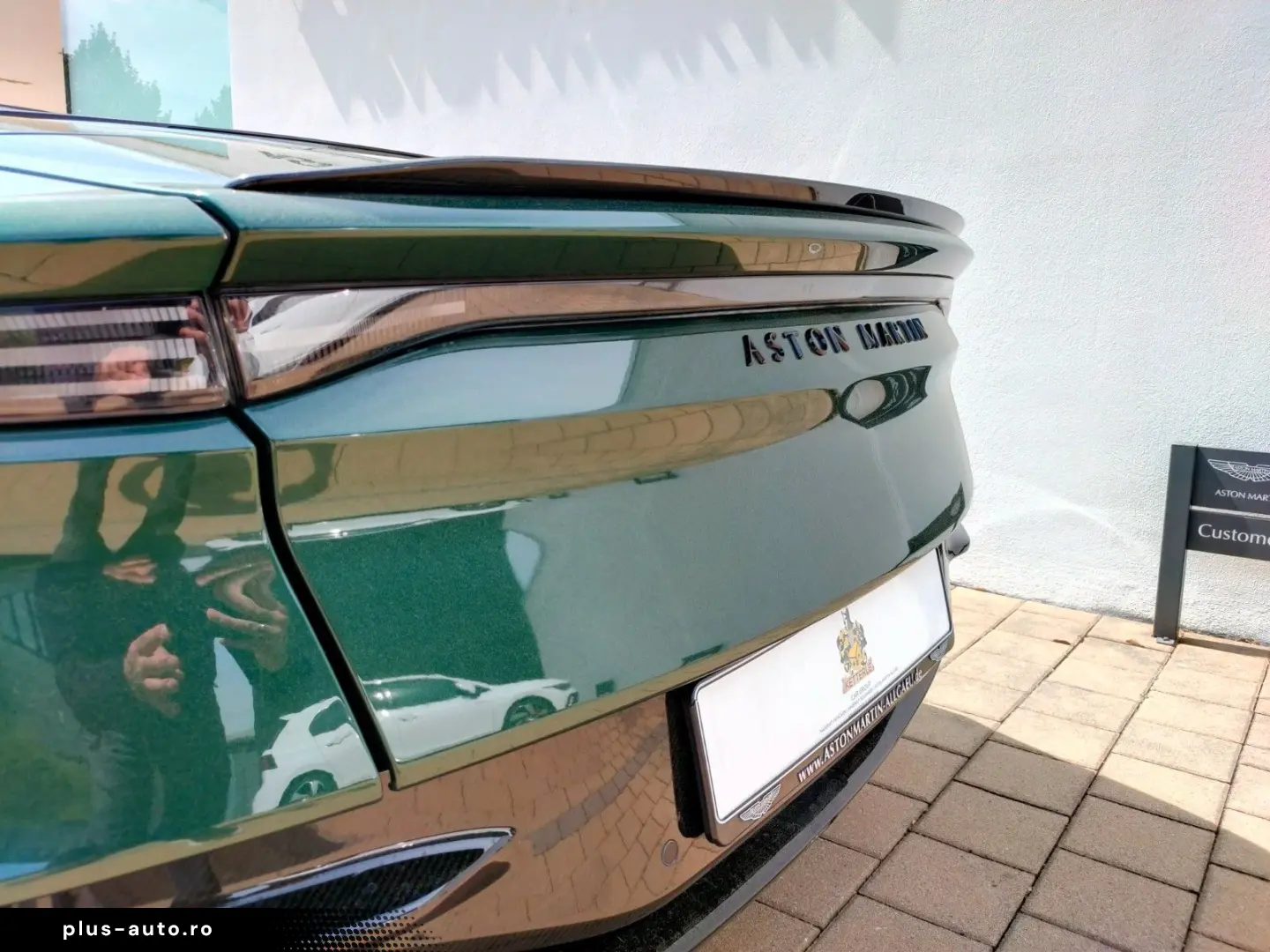 ASTON MARTIN DBS 5.2 V12 Volante