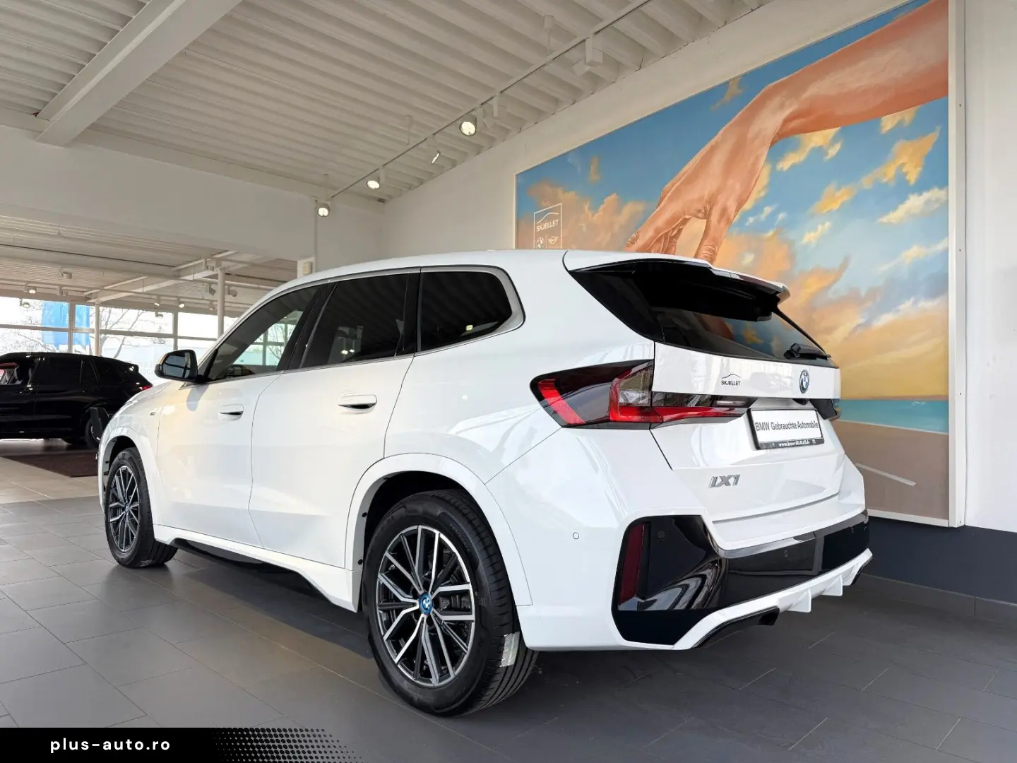 BMW iX1 xDrive30 M SPORT ACC PANO