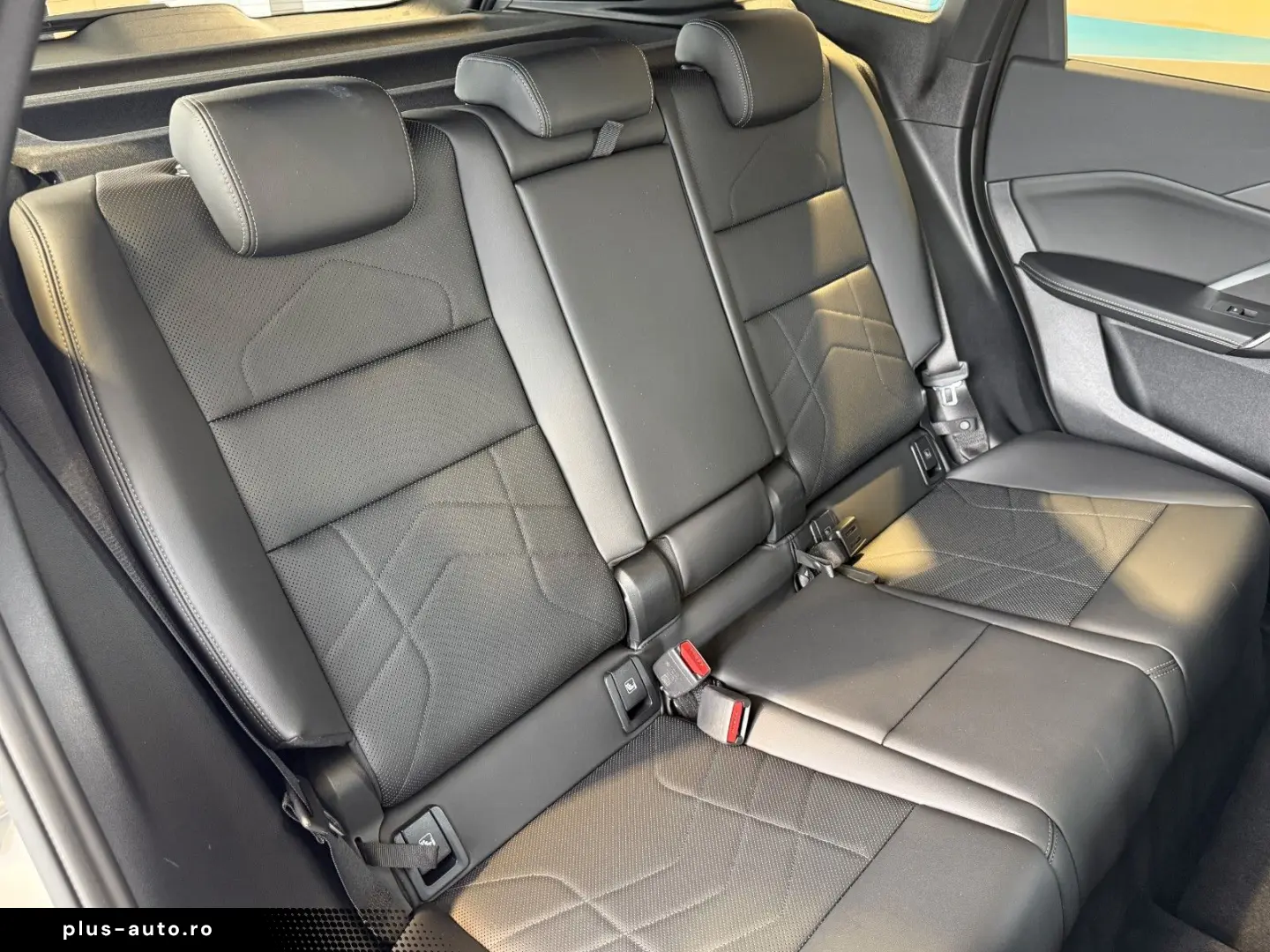 BMW iX1 xDrive30 M SPORT ACC PANO