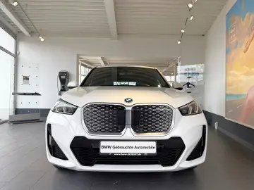 BMW iX1 xDrive30 M SPORT ACC PANO