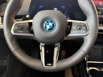 BMW iX1 xDrive30 M SPORT ACC PANO