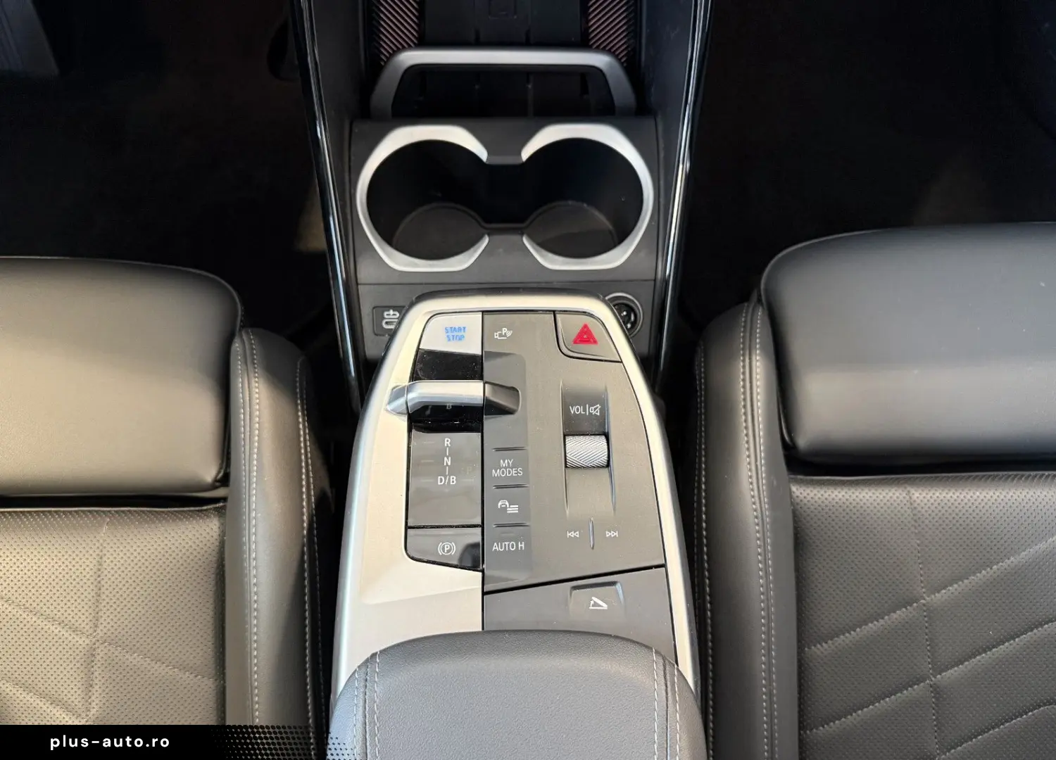 BMW iX1 xDrive30 M SPORT ACC PANO