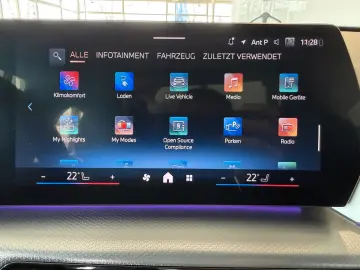 BMW iX1 xDrive30 M SPORT ACC PANO
