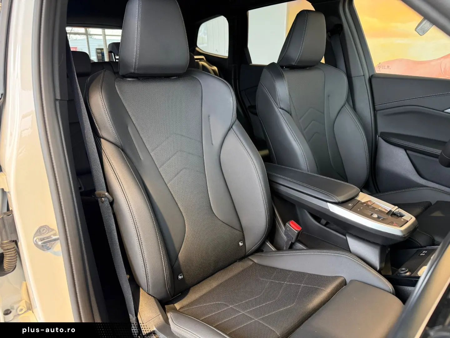 BMW iX1 xDrive30 M SPORT ACC PANO