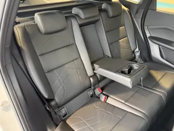 BMW iX1 xDrive30 M SPORT ACC PANO