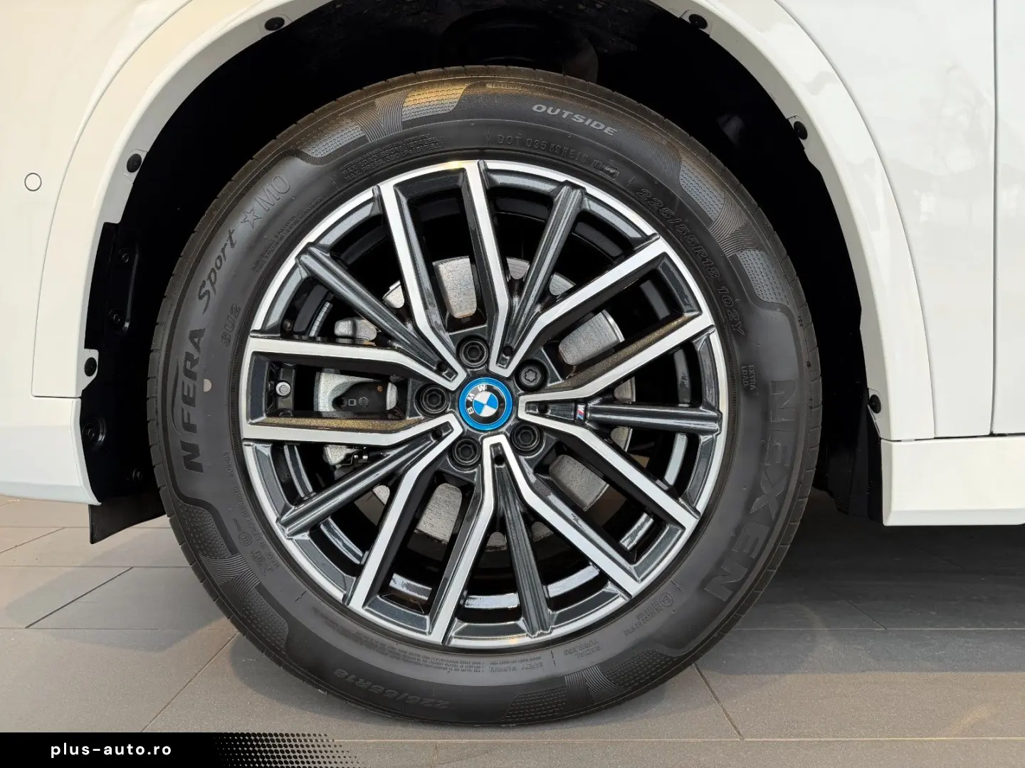 BMW iX1 xDrive30 M SPORT ACC PANO
