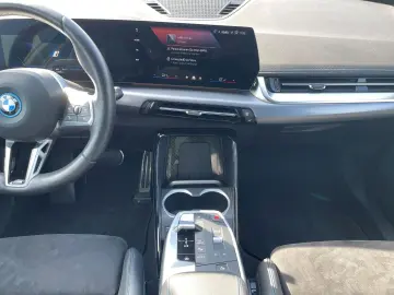BMW iX1 xDrive30 M Sport Panorama