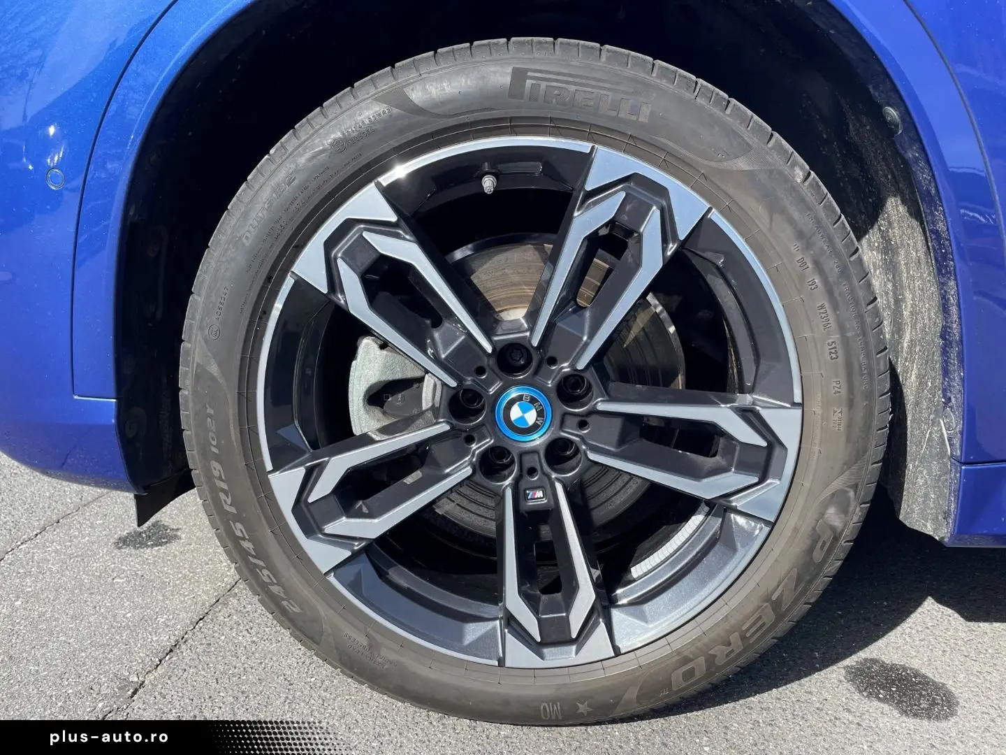 BMW iX1 xDrive30 M Sport Panorama