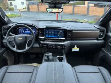 CHEVROLET Silverado High Country 3.0 Duramax 22  LED