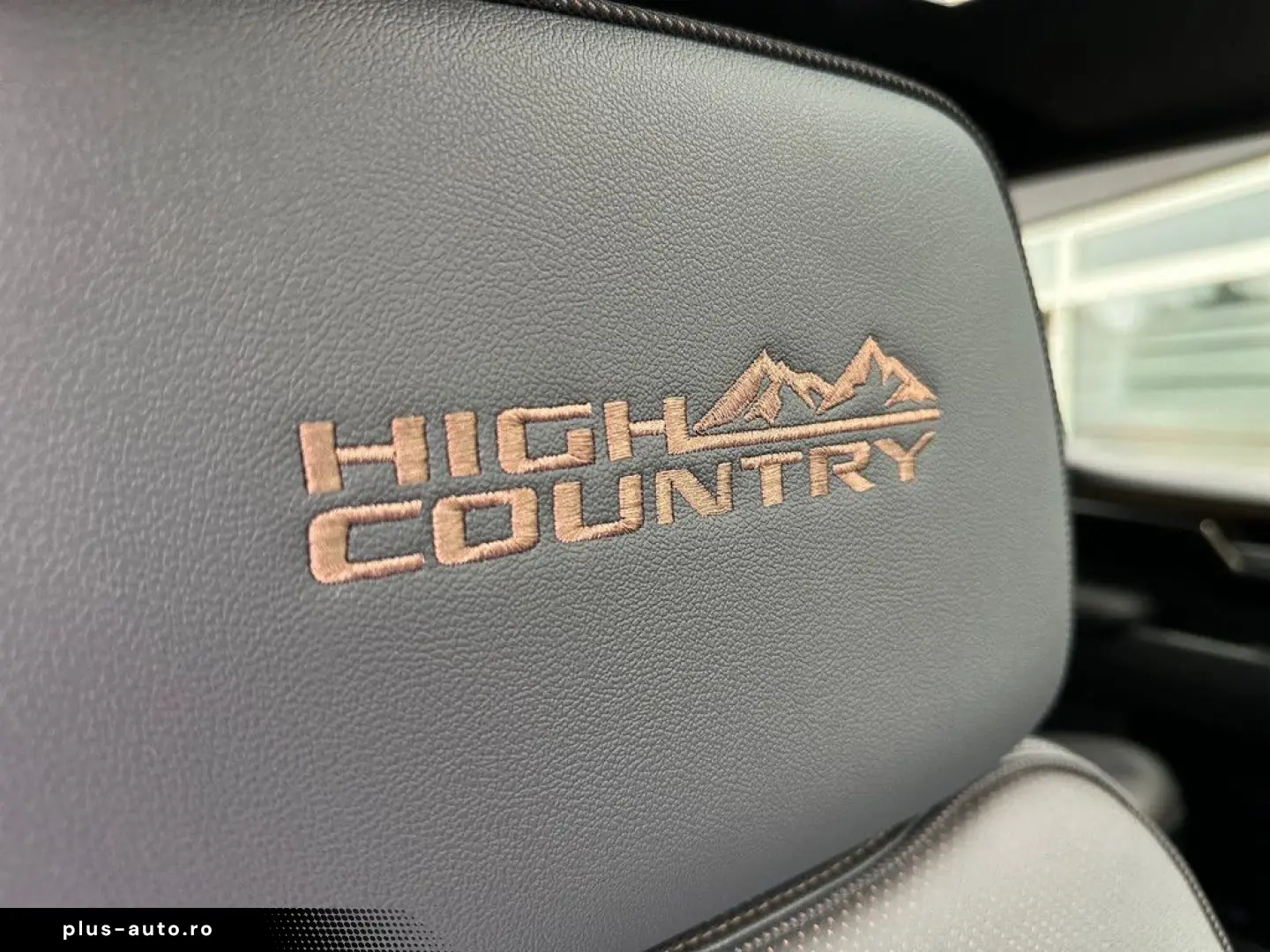 CHEVROLET Silverado High Country 3.0 Duramax 22  LED