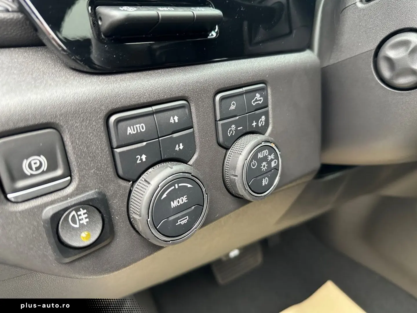 CHEVROLET Silverado High Country 3.0 Duramax 22  LED