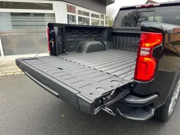 CHEVROLET Silverado High Country 3.0 Duramax 22  LED
