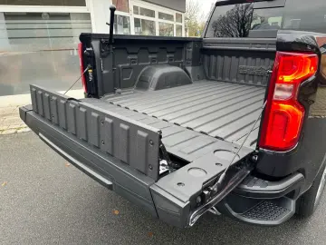 CHEVROLET Silverado High Country 3.0 Duramax 22  LED