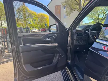 CHEVROLET Suburban High Country 6.2 V8 4x4   LPG