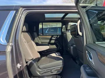 CHEVROLET Suburban High Country 6.2 V8 4x4   LPG