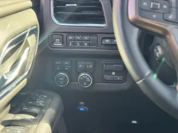 CHEVROLET Suburban High Country 6.2 V8 4x4   LPG