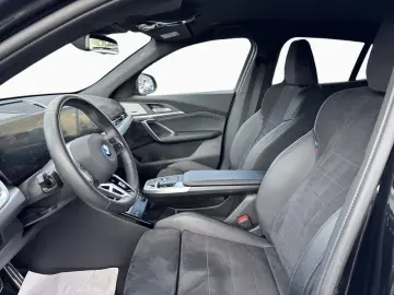 BMW iX2 eDrive20 M Sport