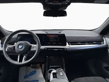 BMW iX2 eDrive20 M Sport