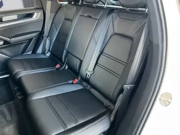 PORSCHE Cayenne S V8 Off-Road P. · Standhz · NP157.400€