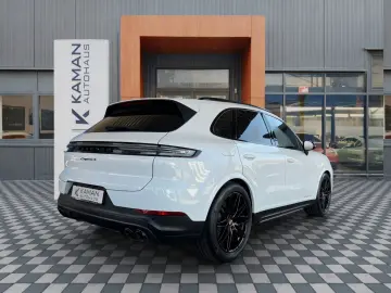 PORSCHE Cayenne S V8 Off-Road P. · Standhz · NP157.400€