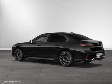 BMW 740d xDrive  neue Sommerreifen  TV-Fond-Ent.