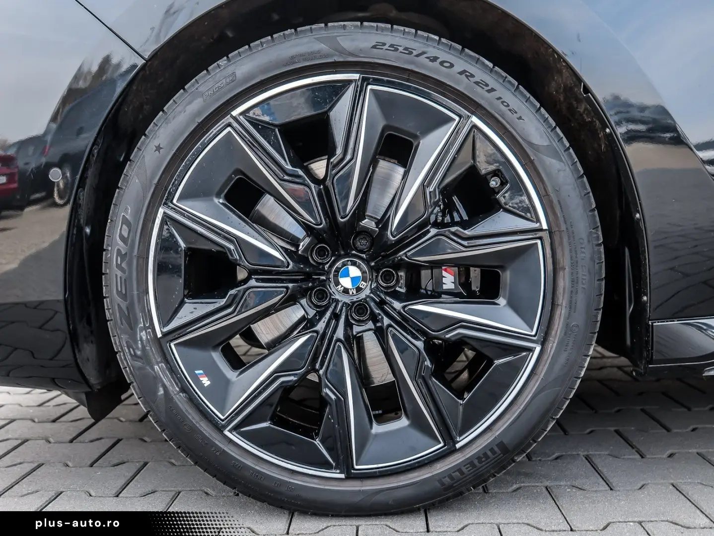 BMW 740d xDrive M Sport TV HUD PANO ACC 360 KAM RFK