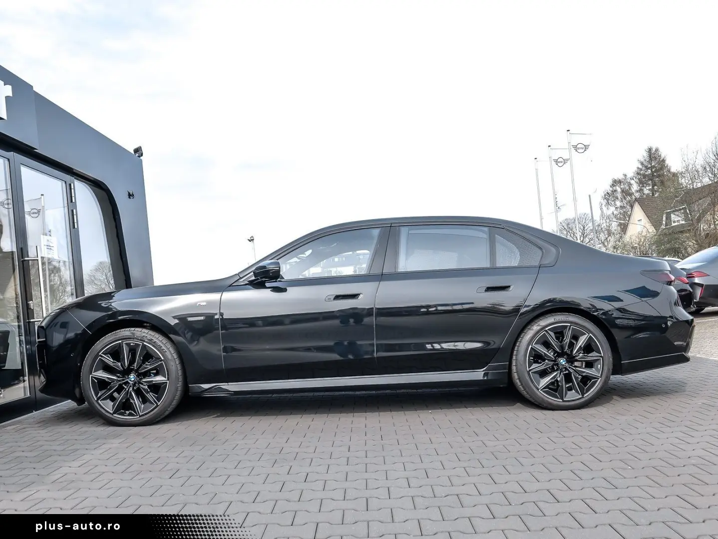 BMW 740d xDrive M Sport TV HUD PANO ACC 360 KAM RFK