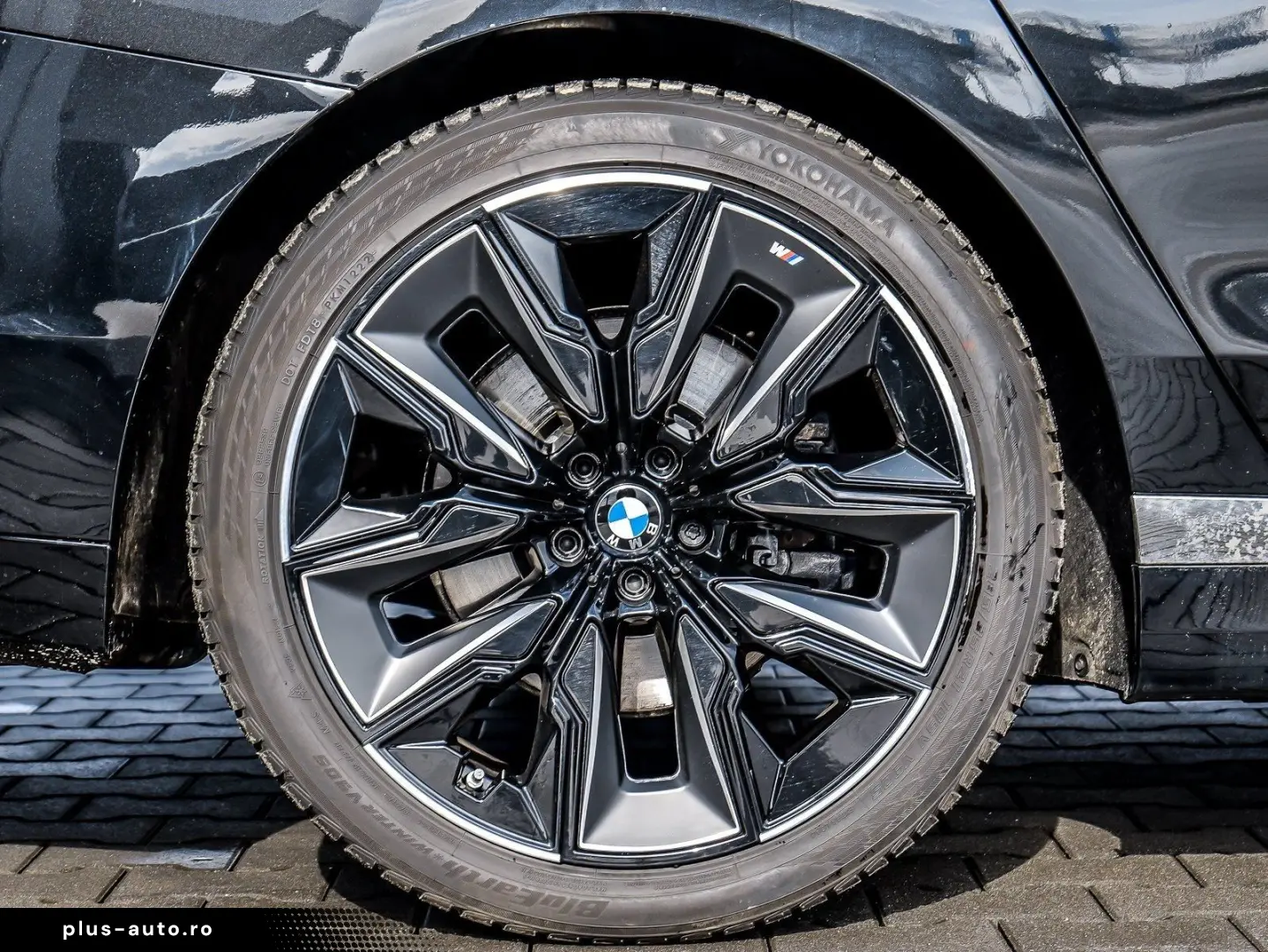 BMW 740d xDrive M Sport TV PANO ACC 360 KAM RFK NAVI