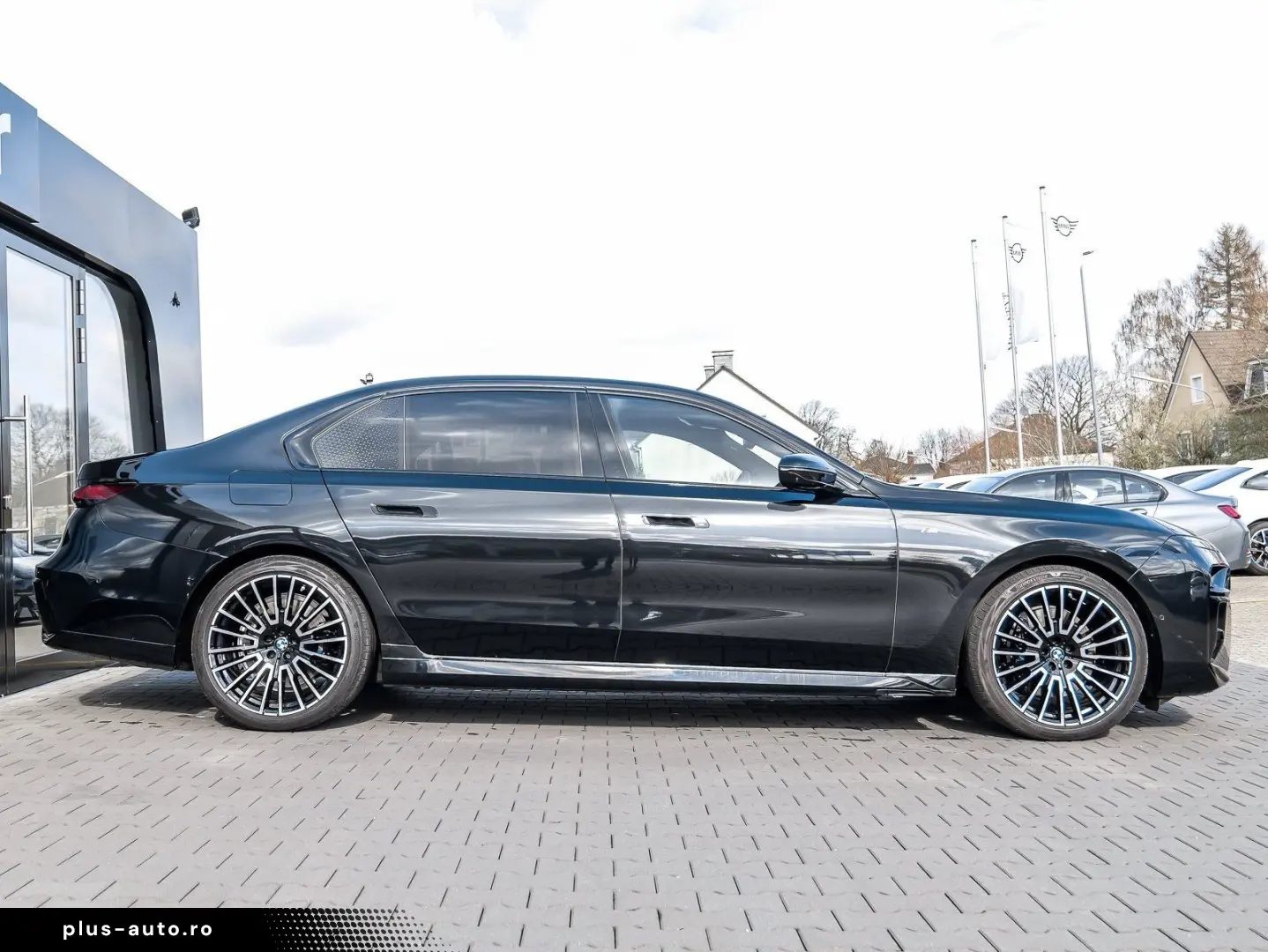 BMW 740d xDrive M Sport HUD PANO ACC 360 KAM RFK TV