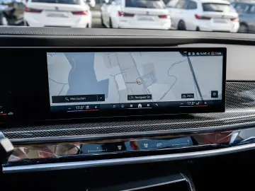 BMW 740d xDrive M Sport HUD PANO ACC 360 KAM RFK TV