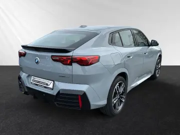 BMW iX2 eDrive20 M Sport