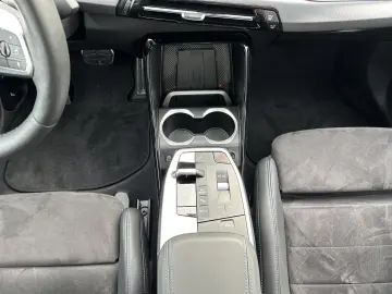 BMW iX2 eDrive20 M Sport