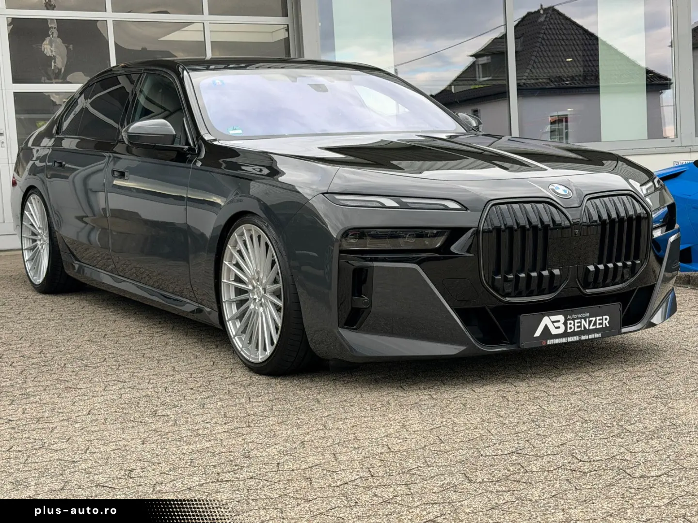 BMW 740 d xDrive M Sport CINEMA-TV SKY LOUNGE ICONIC