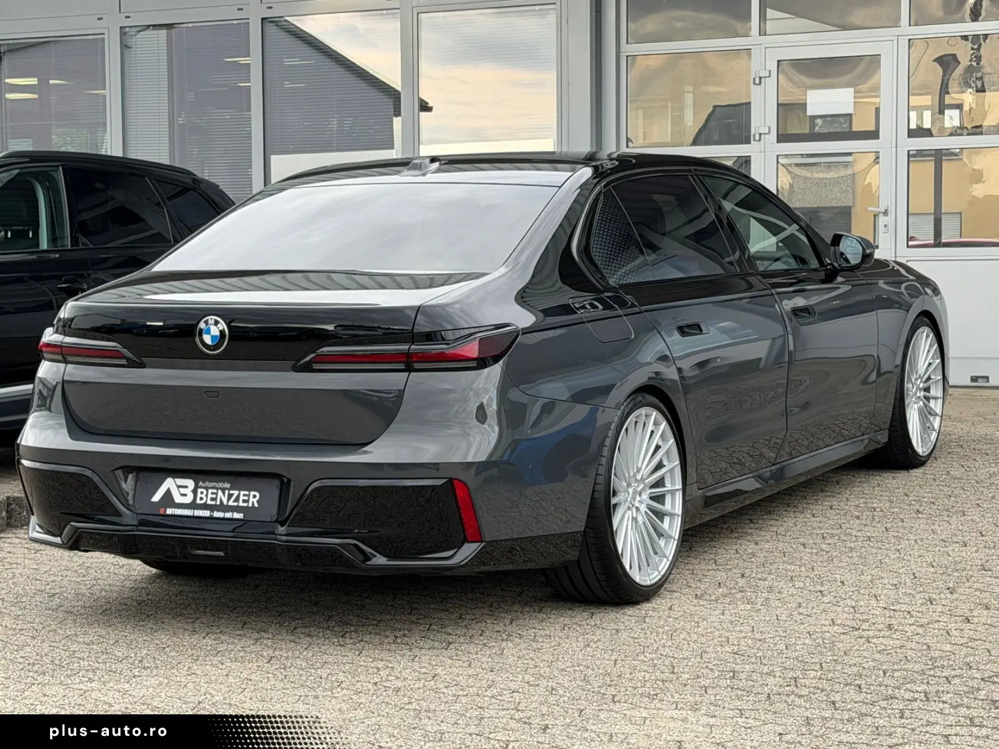 BMW 740 d xDrive M Sport CINEMA-TV SKY LOUNGE ICONIC