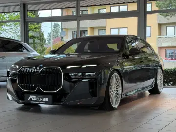 BMW 740 d xDrive M Sport CINEMA-TV SKY LOUNGE ICONIC