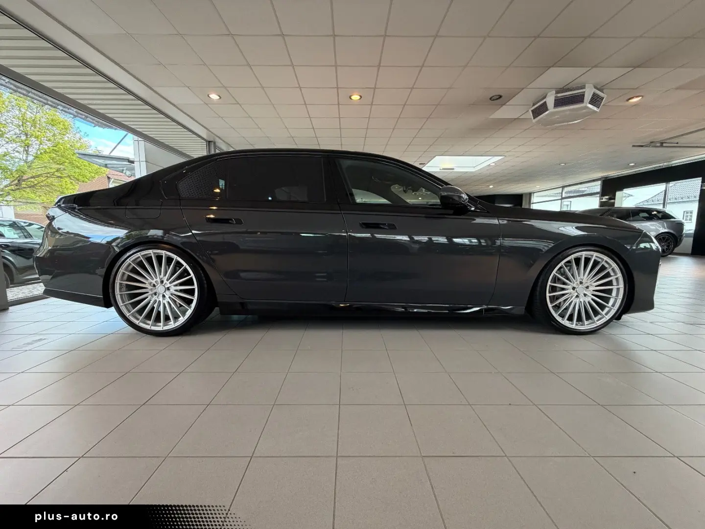 BMW 740 d xDrive M Sport CINEMA-TV SKY LOUNGE ICONIC