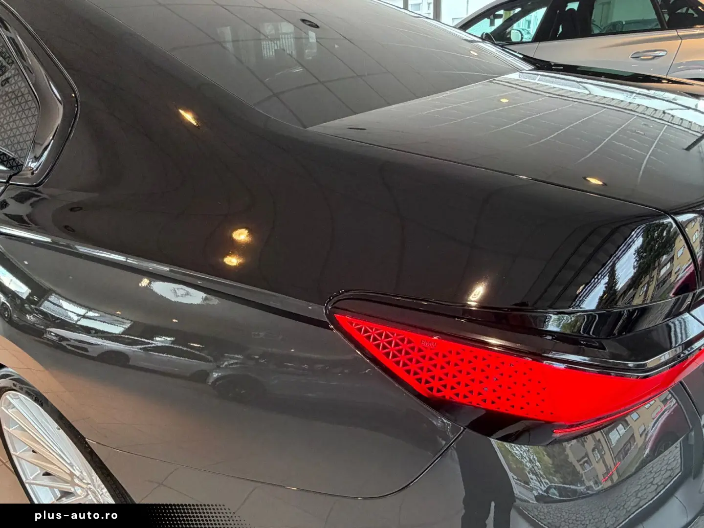 BMW 740 d xDrive M Sport CINEMA-TV SKY LOUNGE ICONIC