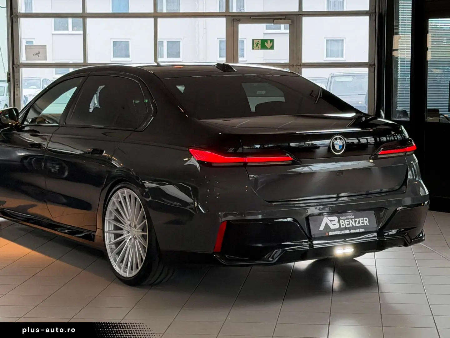 BMW 740 d xDrive M Sport CINEMA-TV SKY LOUNGE ICONIC