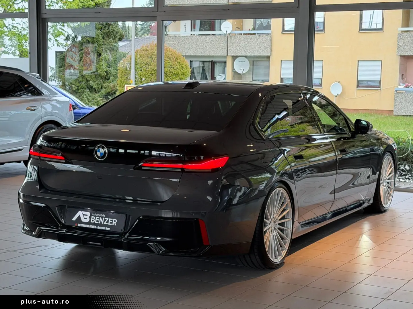 BMW 740 d xDrive M Sport CINEMA-TV SKY LOUNGE ICONIC
